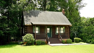 194 Whitehead Dr, Amherst, VA 24521