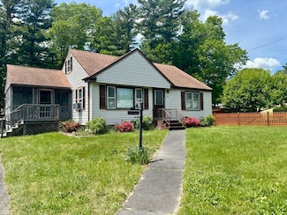 20 Birch St, Acushnet, MA 02743