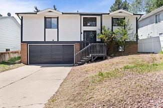 527 W Columbia St, Colorado Springs, CO 80907