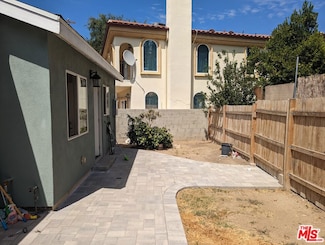 5335 Rhea Ave, Los Angeles, CA 91356