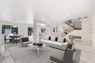 433 S Oakgrove Cir, Anaheim, CA 92807