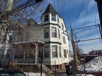 129 Wakeman Ave, Newark, NJ 07104