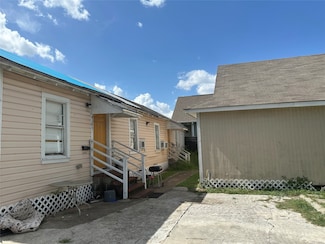4201 Chapman St Unit C, Houston, TX 77009
