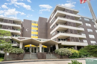 1300 Reece Rd Unit 206, Charlotte, NC 28209