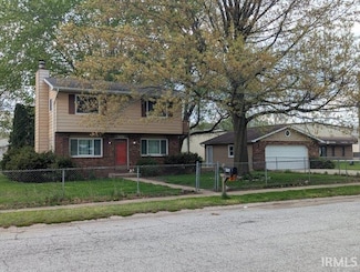 1616 Chestnut St, Mishawaka, IN 46545