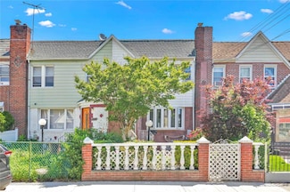 113-23 204th St, Jamaica, NY 11412