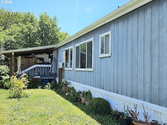 16391 Highway 101 S Unit 6, Brookings, OR 97415
