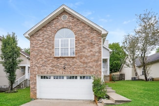 5932 Colchester Dr, Hermitage, TN 37076