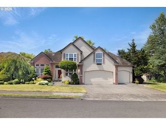 2103 N Teakwood St, Canby, OR 97013