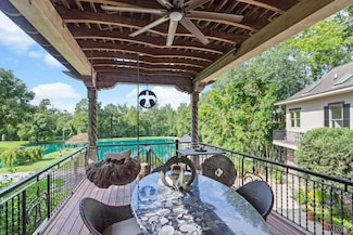 16056 Highland Bluff Ct, Baton Rouge, LA 70810