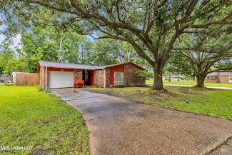 15300 Lansing Dr, Biloxi, MS 39532