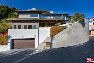 1653 Sunset Plaza Dr, Los Angeles, CA 90069