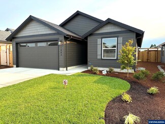 1654 SE Salmonberry Ave, Dallas, OR 97338