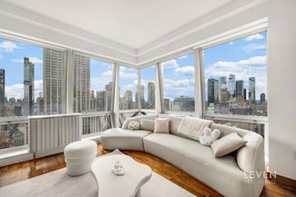400 5th Ave Unit 34-H, New York, NY 10018