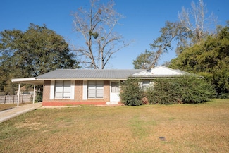 310 E Bay St, Quincy, FL 32351