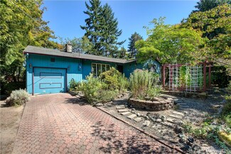 18828 51st Ave NE, Lake Forest Park, WA 98155