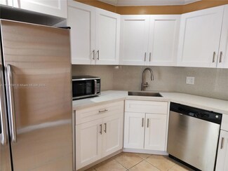 6300 S Falls Circle Dr Unit 2124, Lauderhill, FL 33319
