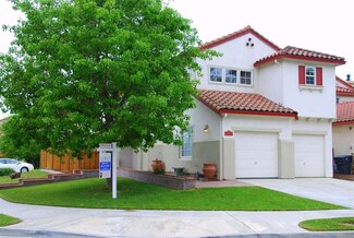 1561 Little River Dr, Salinas, CA 93906