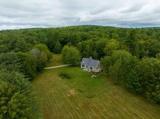 5 Jennifer Cir, Wolfeboro, NH 03894