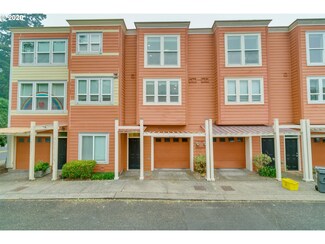 4722 SW View Point Terrace, Portland, OR 97239