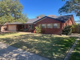 332 Douglas St, Hereford, TX 79045