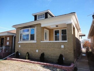 6083 S 75th Ave, Summit Argo, IL 60501