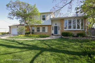 1340 E Virginia Dr, Palatine, IL 60074
