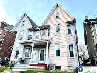 909 Bushkill St, Easton, PA 18042