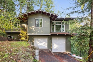 17506 Summit Ave, Guerneville, CA 95446