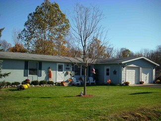11062 N Polyanna Pike, Cromwell, IN 46732
