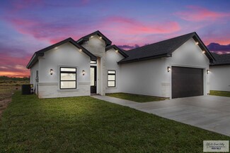 3331 Pennsylvania Ave, Port Isabel, TX 78578
