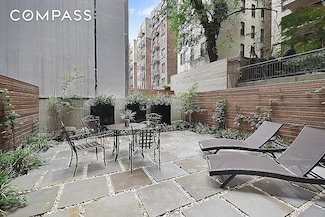 44 E End Ave Unit TH 1, New York, NY 10028