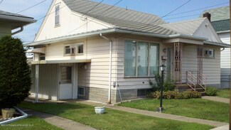 124 Sussex St, Old Forge, PA 18518