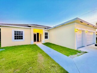 2568 SW Savona Blvd, Port St. Lucie, FL 34953