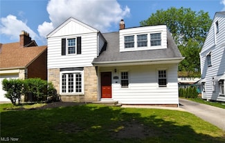 2516 Laurelhurst Rd, Cleveland, OH 44118