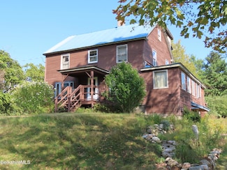 266 Robillard Rd, Stamford, VT 05352