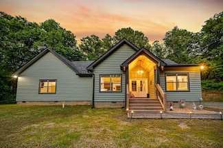 110 River Ridge Dr, Blue Ridge, GA 30513