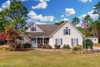 54 Baron Oaks Ct, Hampstead, NC 28443