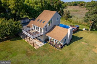 15 Isaacs Dr, Pennsville, NJ 08070