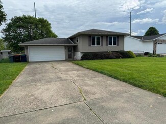 87 Claren Dr, Heath, OH 43056