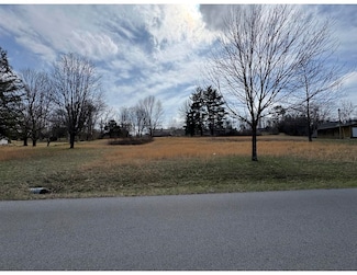 5261 Westgate Dr, Bowling Green, KY 42101