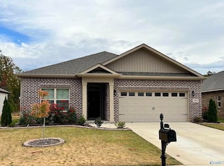 14992 Westmeade Ln, Athens, AL 35613