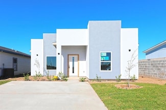 705 Bluebeard Ct, Laredo, TX 78046