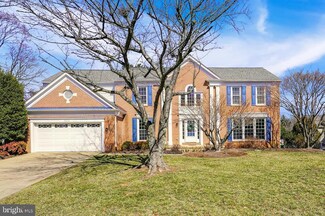 5516 Chestermill Dr, Fairfax, VA 22030
