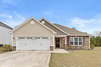 102 S Sea St, Jacksonville, NC 28546