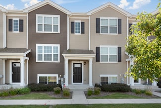 2307 Upland Rd, Pingree Grove, IL 60140
