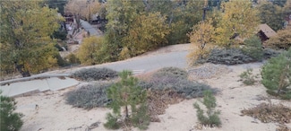 33399 Angeles Dr, Green Valley Lake, CA 92341