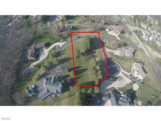 1315 S 36th Ct, West Des Moines, IA 50265