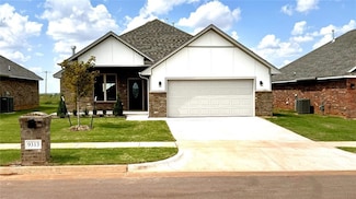 9313 NW 142nd St, Yukon, OK 73099