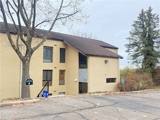 2034 Swallow Hill Rd Unit 425, Pittsburgh, PA 15220